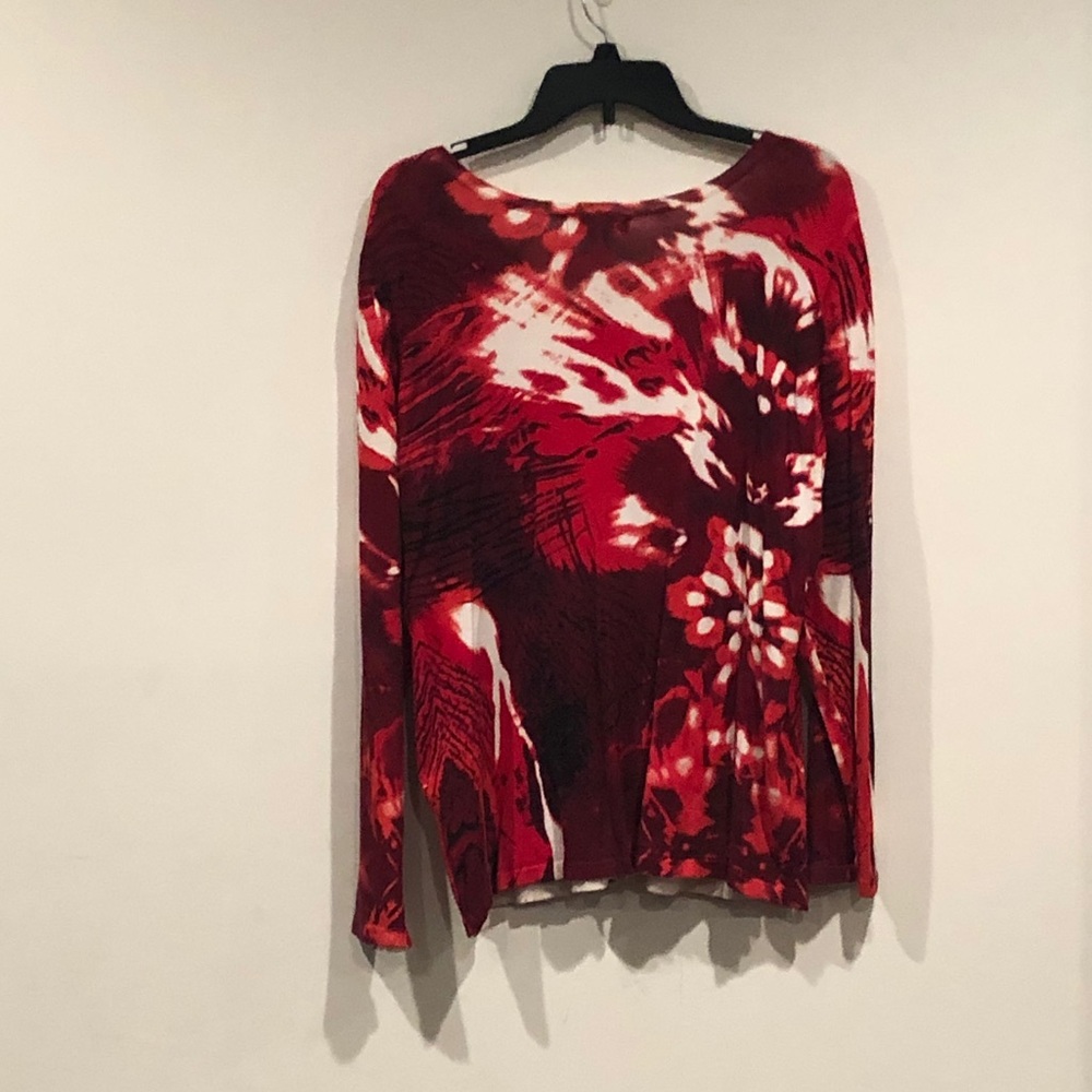Red button up blouse - Picture 4 of 7
